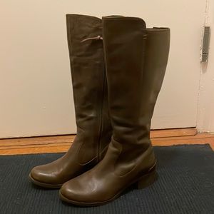 UGG Tall Leather Women’s Cierra Riding Boots Brown Zip-up